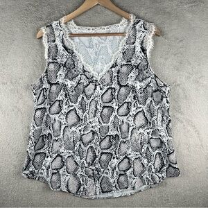 Chic Monochrome Snake Print Tank Top